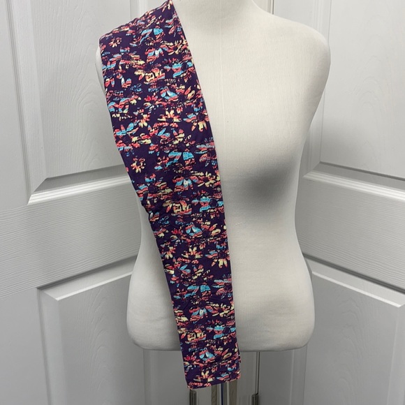 LuLaRoe Tween Purple Floral Leggings - Picture 2 of 7